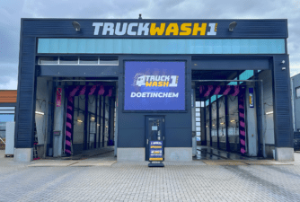 Truckwash 1 Group neemt per 1 april 2026 de locatie over van de voormalige TipTop Truckwash — een vertrouwd adres in de regio dat nu wordt opgewaardeerd met de standaarden, technologie en het netwerk van Truckwash 1 Group.